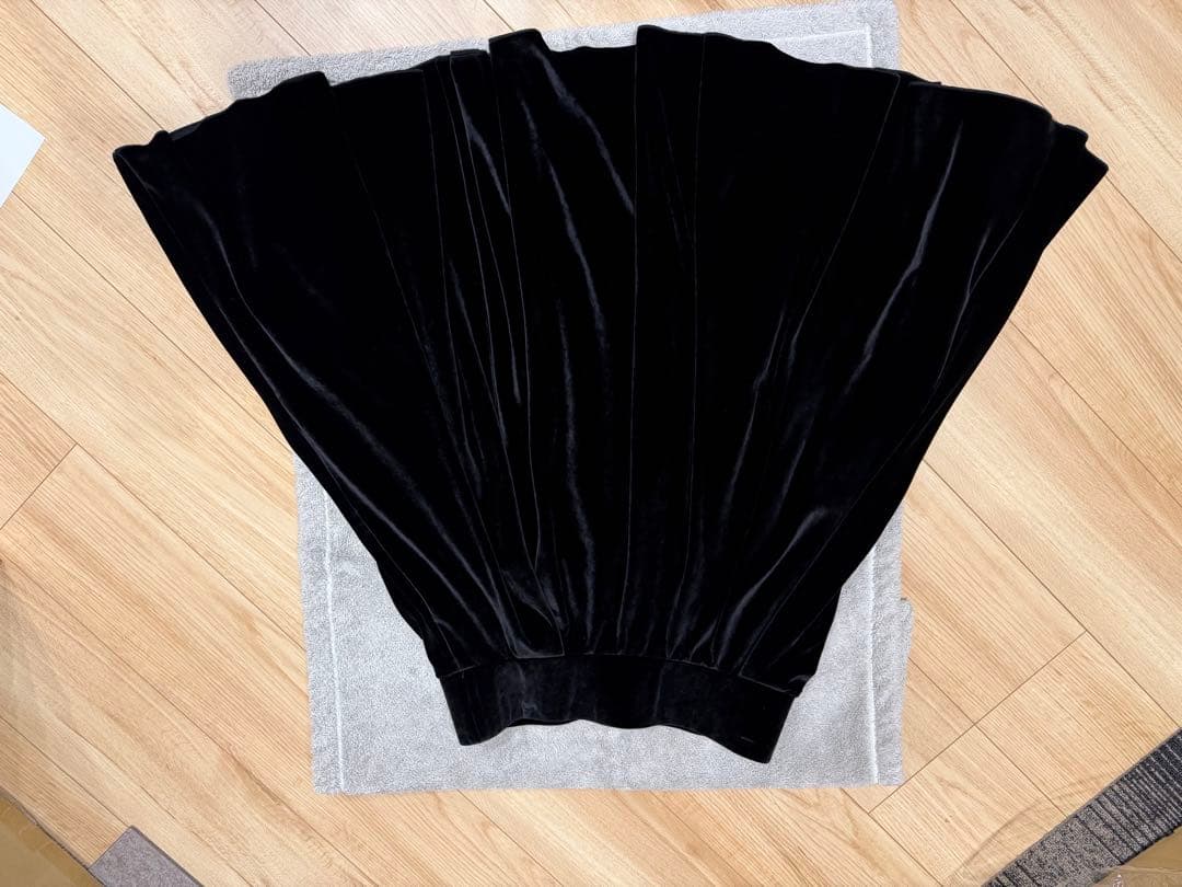 フォクシーDAISY LIN ブラックベロアスカート❣️４２サイズ定価６８２００円