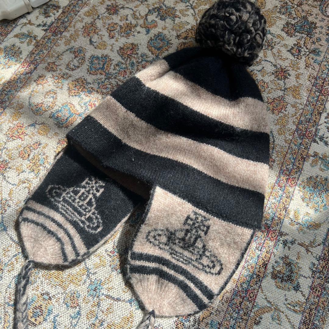 Vivienne Westwood 耳当て付きニット帽