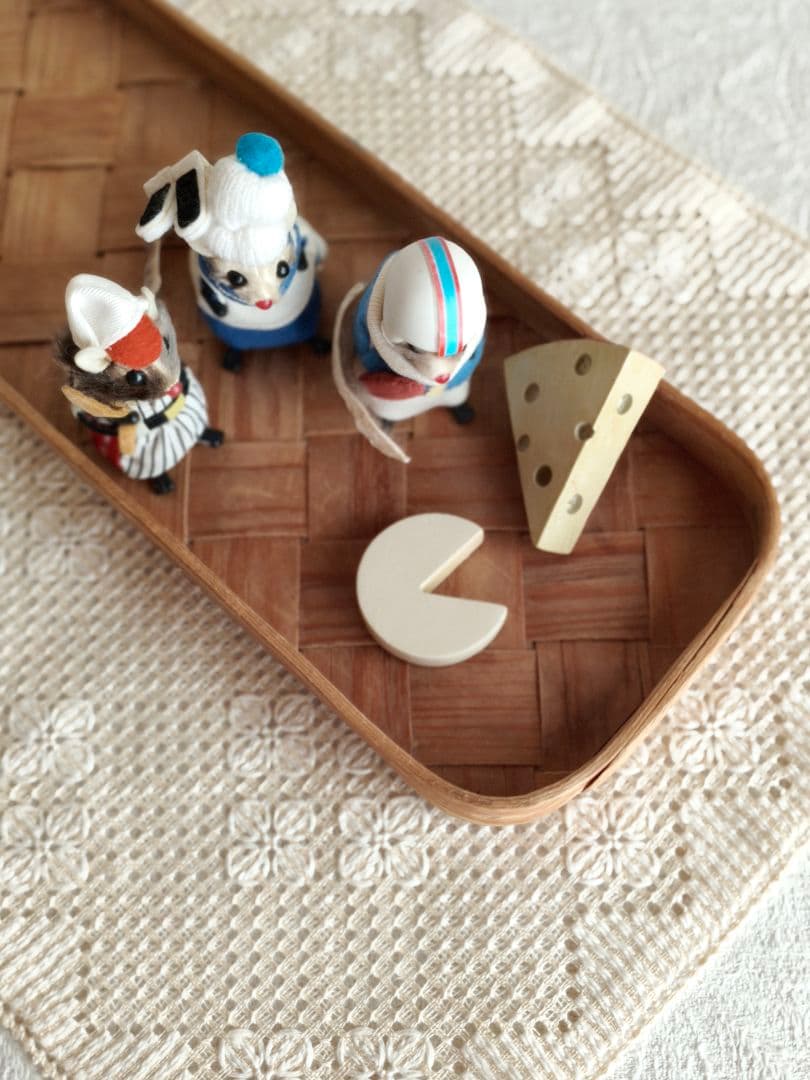 vintage figure ❀ふんわり可愛い ラグビー選手の ネズミくん チーズ