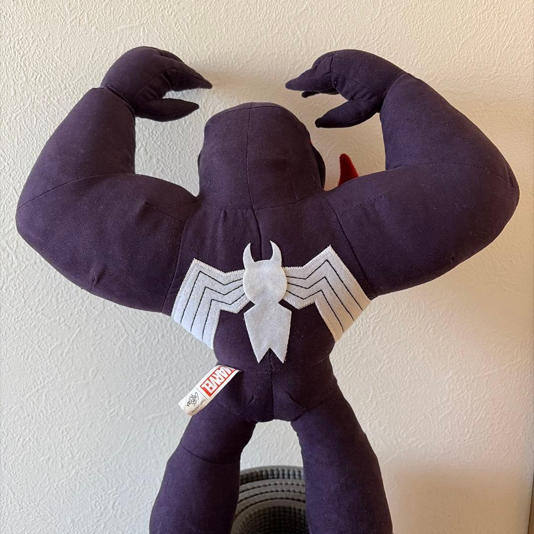 MARVEL VENOM ヴェノム ぬいぐるみ GURIHIRU - メルカリ