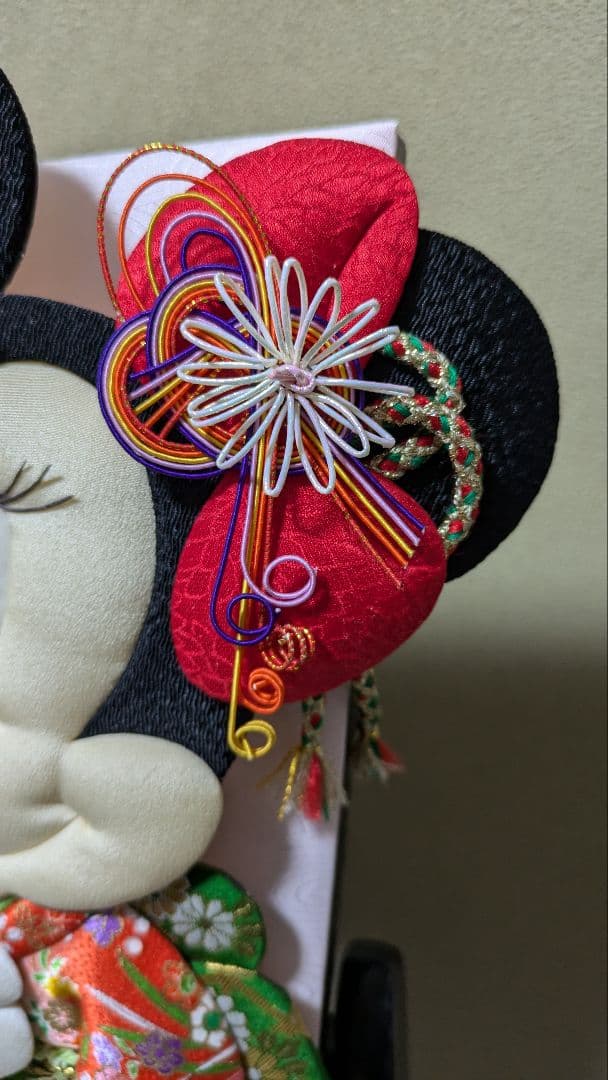 ミッキー ミニーの押し絵羽子板