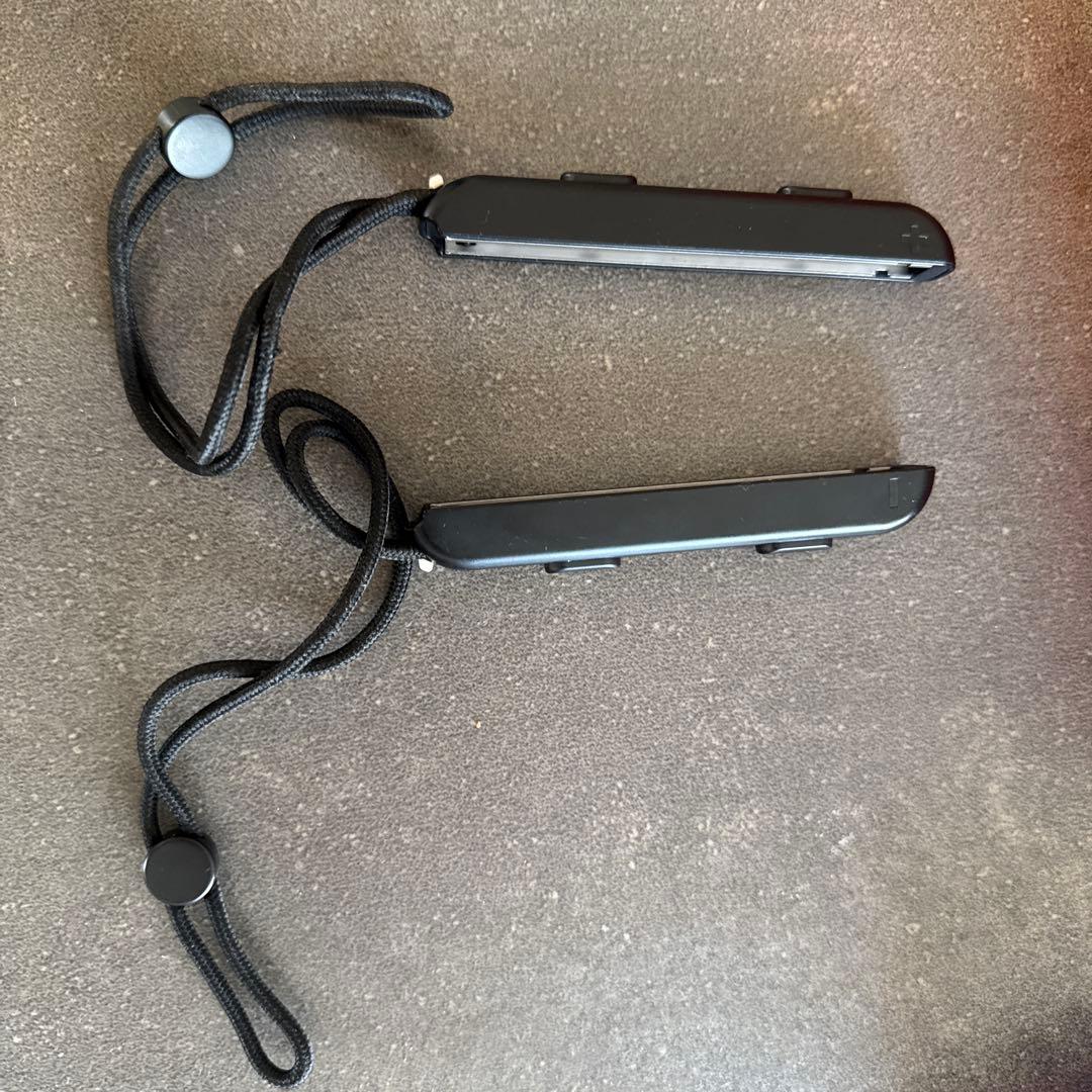 Nintendo Switch 本体。ドック2つ、128GB mSD付属