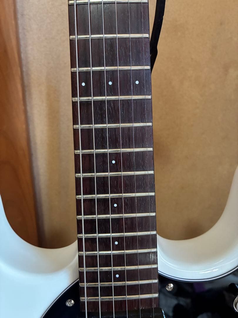 Eastwood モズライト ジョニーラモーン エレキギター