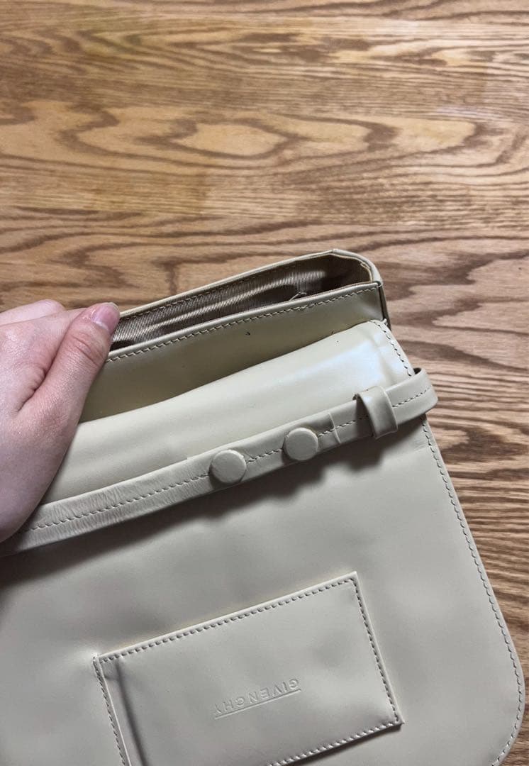 GIVENCHY ジバンシー フォーマルバッグ