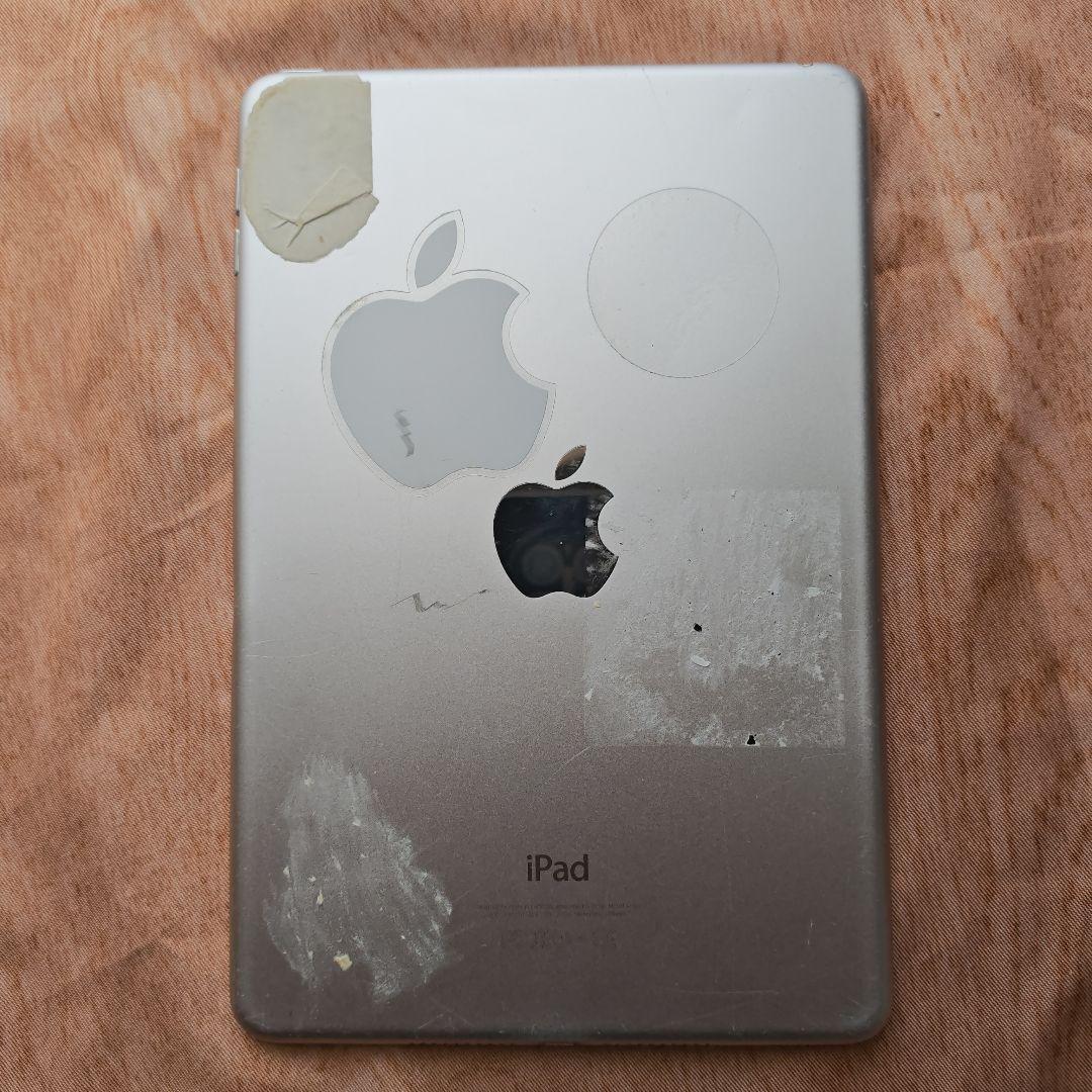 Apple iPad シルバー 本体 A1538 - メルカリ