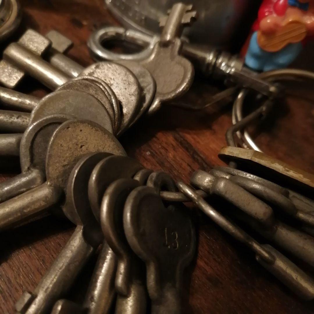 米国製アンティーク キー16本&ナンバー タグ&ナスカン&キーリングの