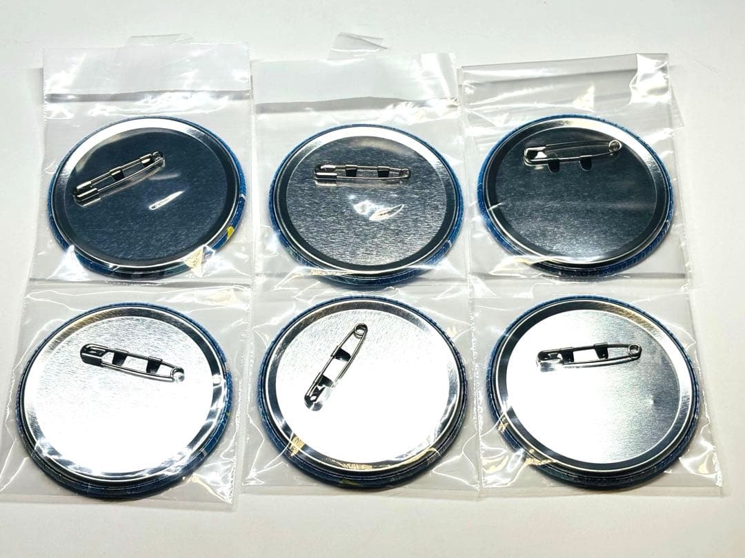 デジモンアドベンチャー マルイアネックス限定 ドでか缶バッジ