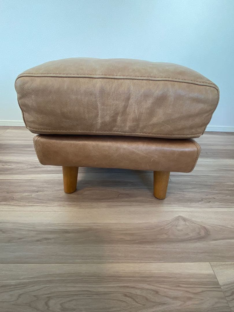 レザーオットマン　unico SEINN