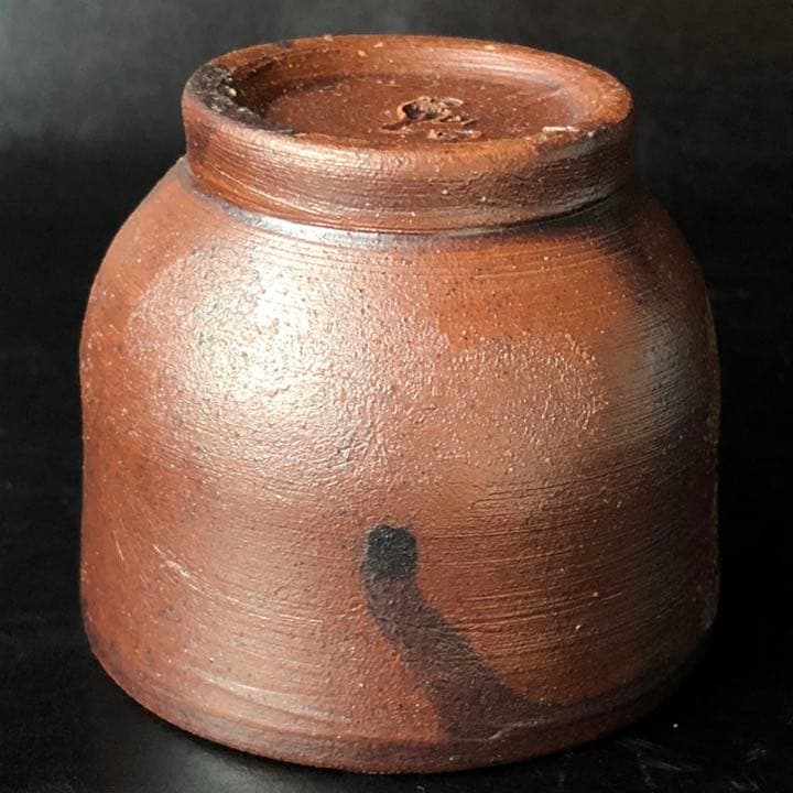 遺品整理◼️蔵から出て来た、かなり可愛いお猪口、ぐい飲みです。古