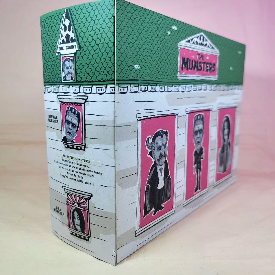 【NECA】新品 正規品 マンスターズ リトルビッグヘッドフィギュア 3体セット