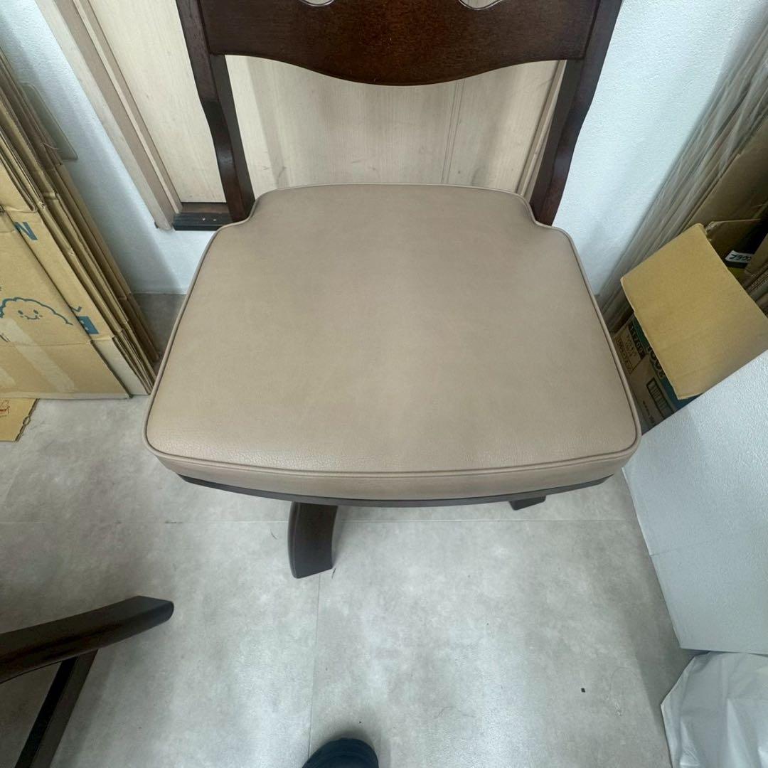 カリモク　ダイニングテーブル 回転チェア　4脚　ルスティック