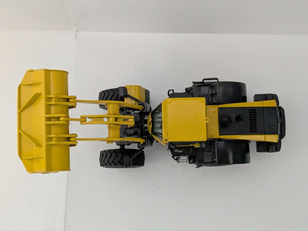 コマツ WA380-8 ? 1/50 ホイールローダー 難あり