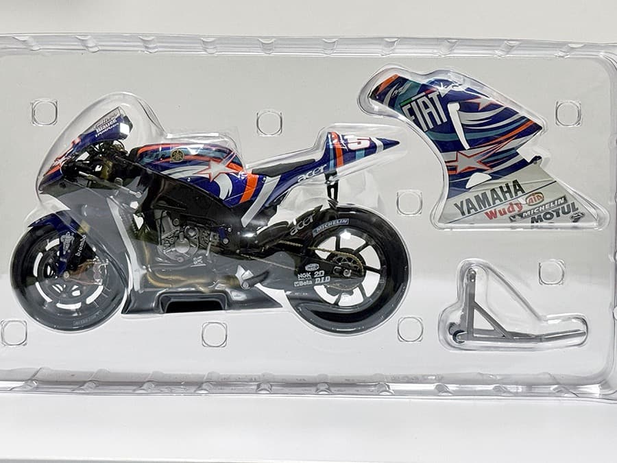 ミニチャンプス 1/12 ヤマハ YZR-M1 2007 LAGUNA SECA
