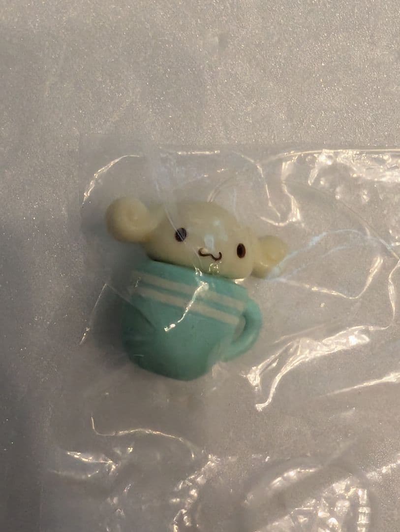 シナモロール　ストラップ　カード