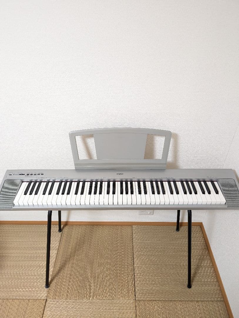 希少 Vocaloid 2 Lily ライブラリ 音楽制作ガイド本を添えて