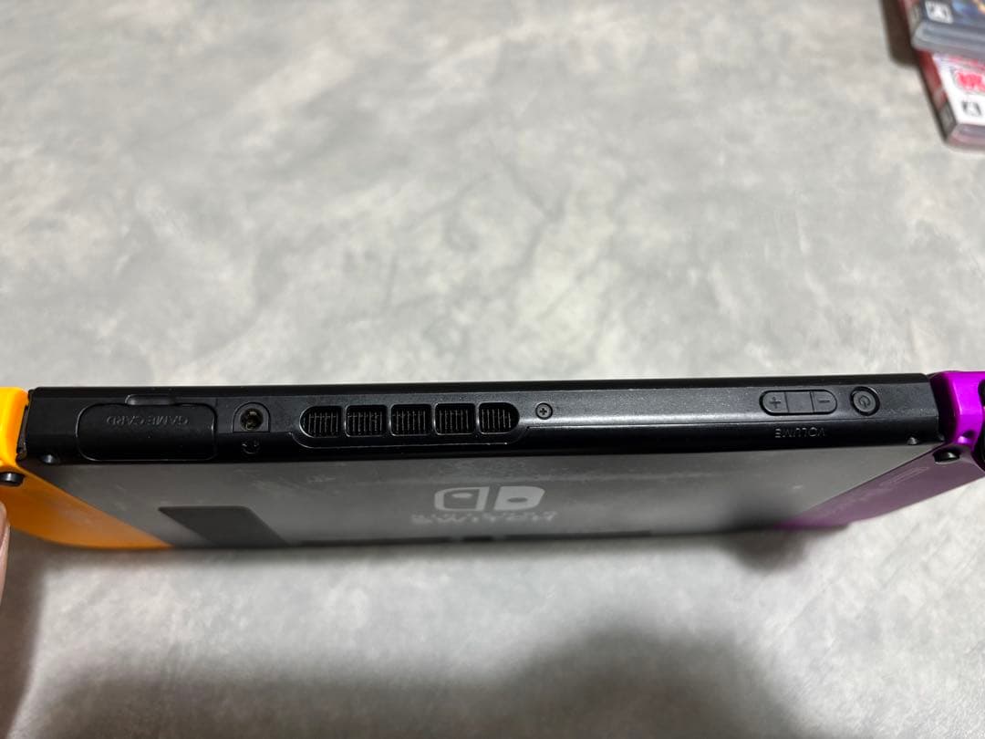 Nintendo Switch 本体+周辺機器+microSD+ソフト2本