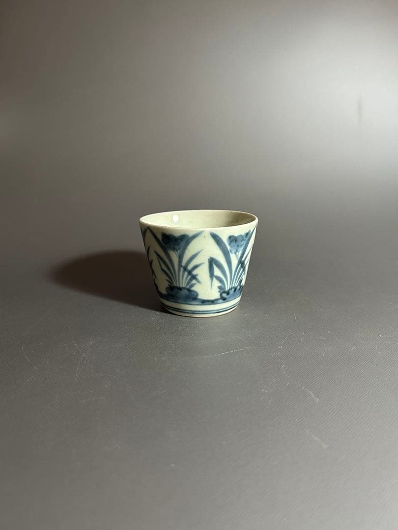 古伊万里　そば猪口　菖蒲紋様　染付　白磁　江戸時代