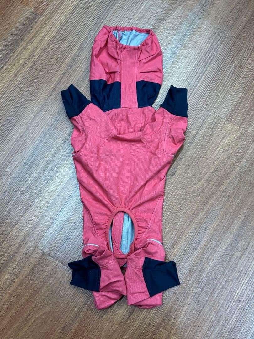 ALPHAICON フード付き犬用ウェア 赤・ネイビー