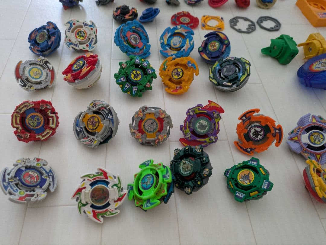ご*き様 旧式　ベイブレード色々　パーツ色々