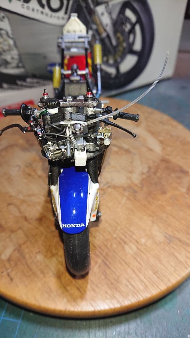 Honda 1/12 RS250RW完成品 ハセガワ タミヤ フジミ アオシマ