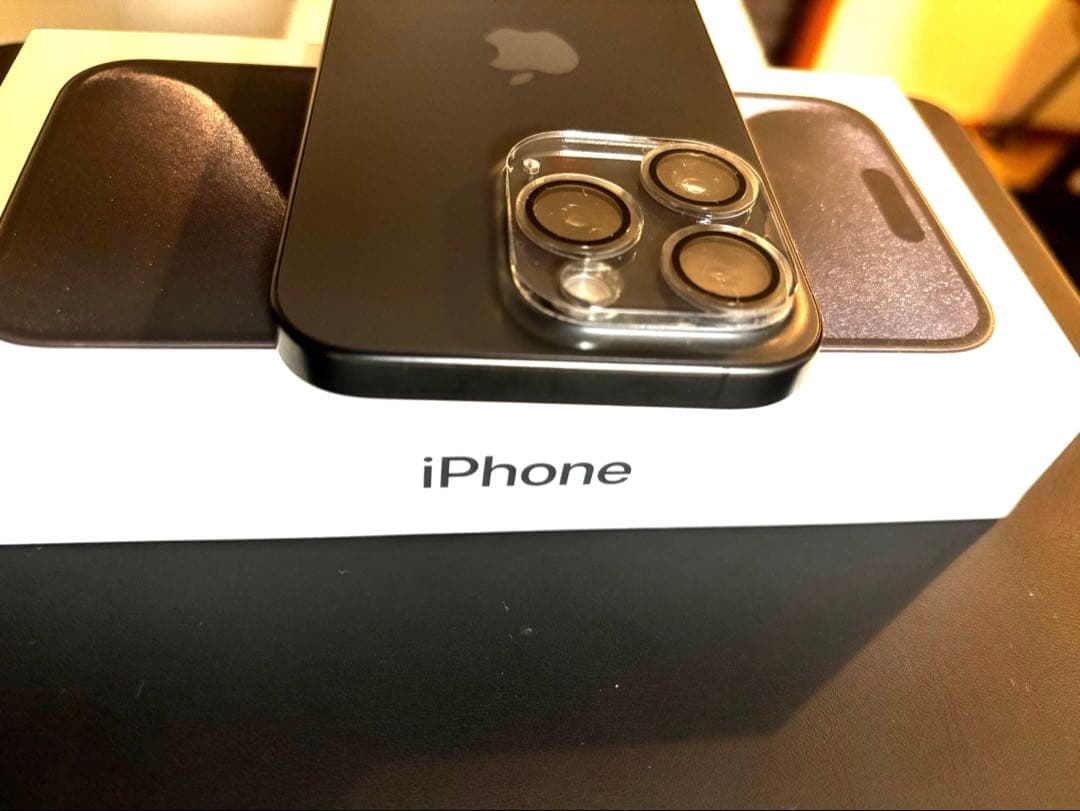 Apple iPhone 15 Pro スペースブラック 本体