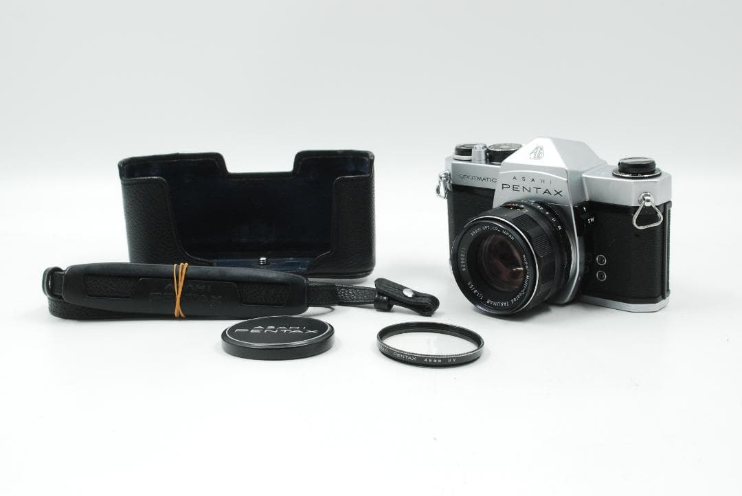 ■美品■ 完動品 PENTAX SP SMC TAKUMAR 55/1.8 55mm f/1.8 SMC Takumar and 55mm f/1.8 SMC Pentax - Down the Road