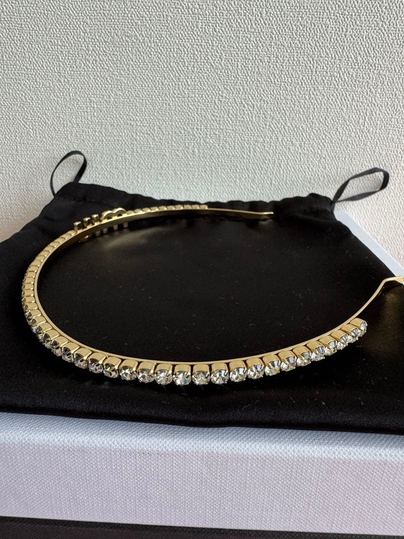 ❤︎美品❤︎ 【MIUMIU 】クリスタルヘアバンド カチューシャ　✨ゴールド✨