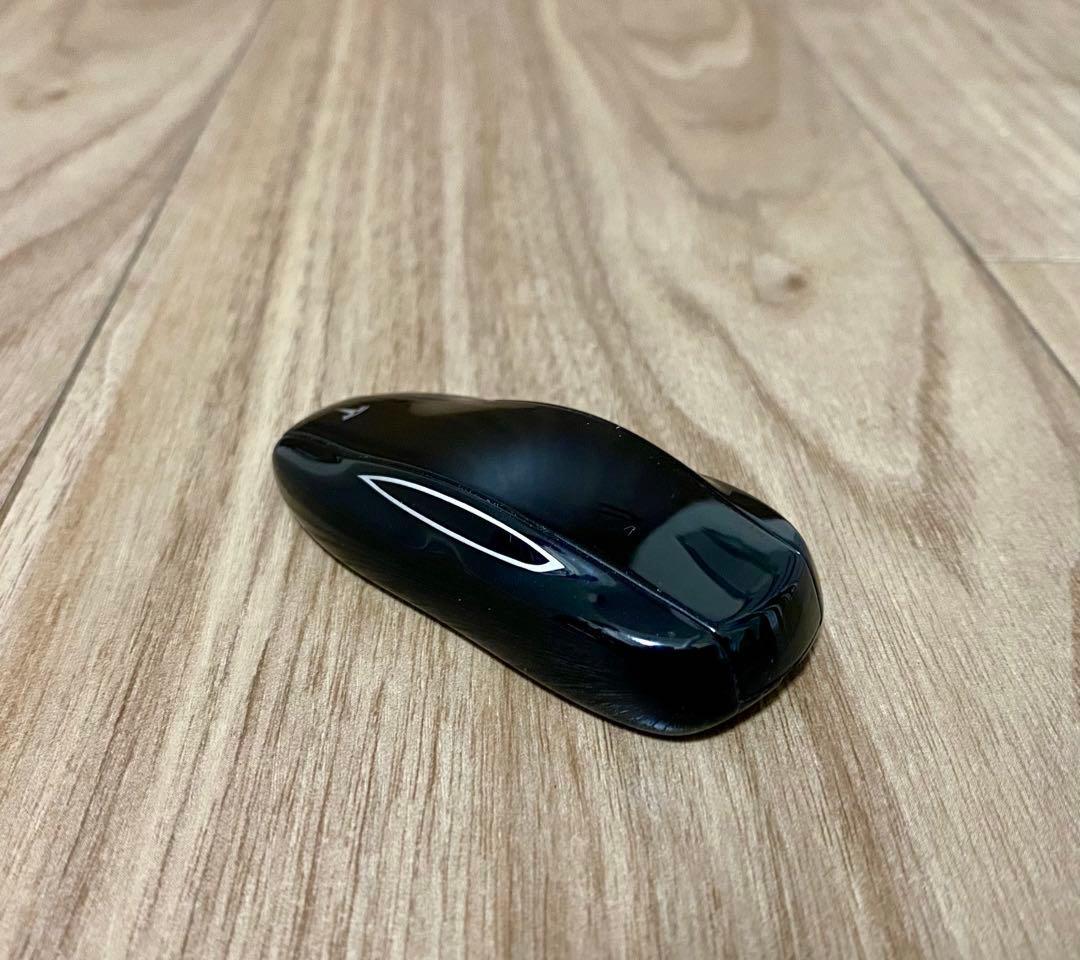 テスラ純正モデル3/Yキーフォブ(新品電池付)、テスラ純正モデルYキーバンド