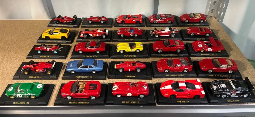 アシェット？フェラーリ ミニカー コレクション 1/43 101台　ジャンク扱い