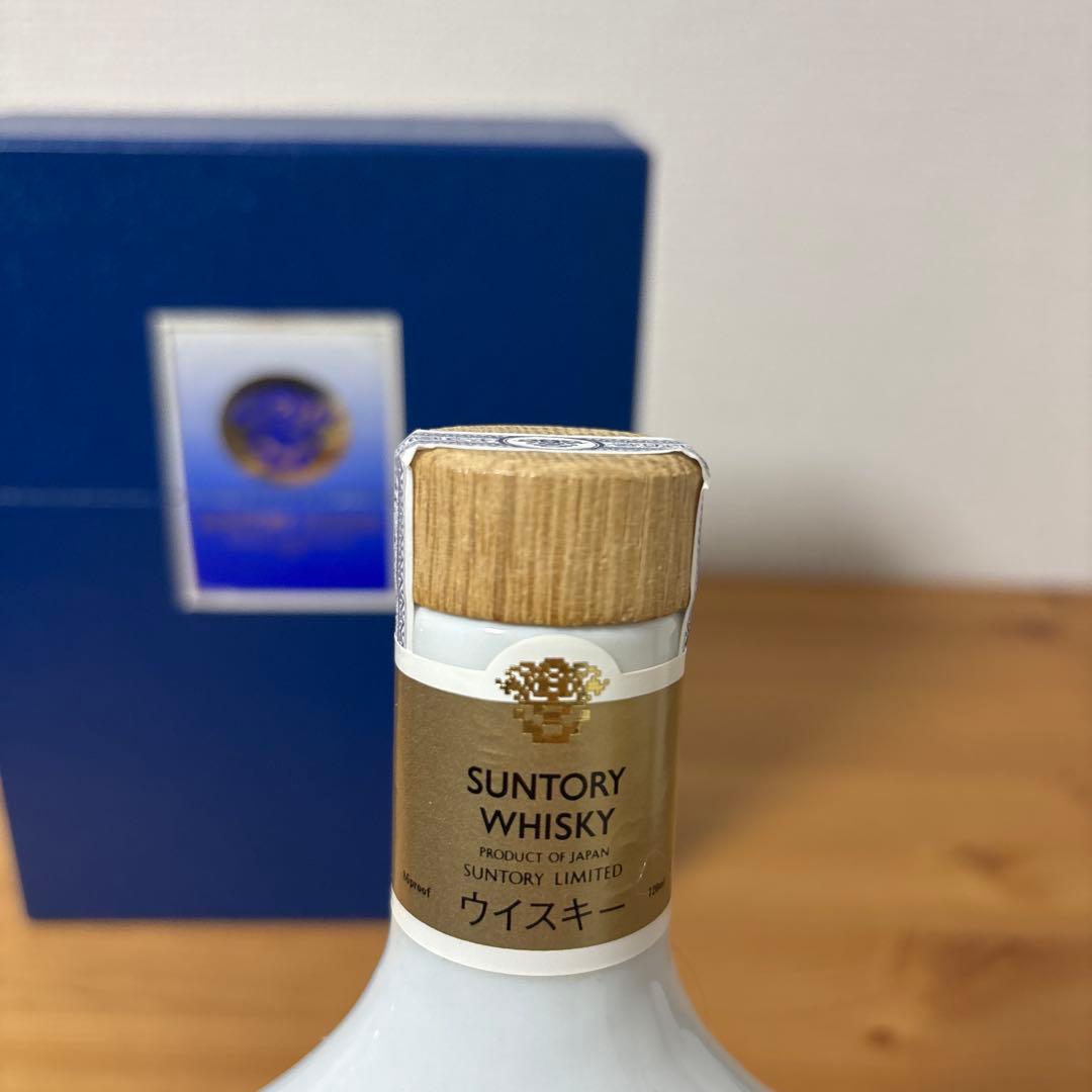 サントリーウイスキー 飛翔 陶器ボトル 佐治敬三 有田焼 箱付 未開封