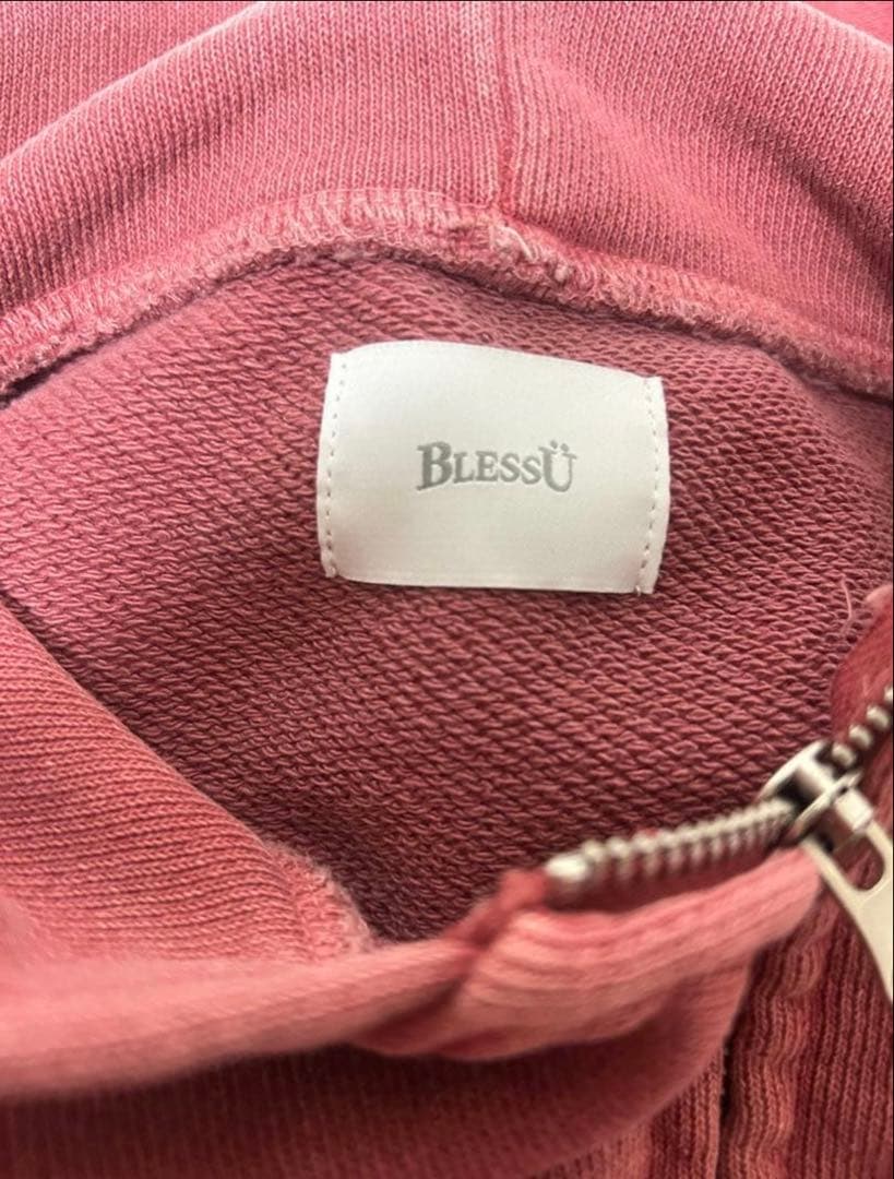 BLESSU ジップパーカー　Mサイズ