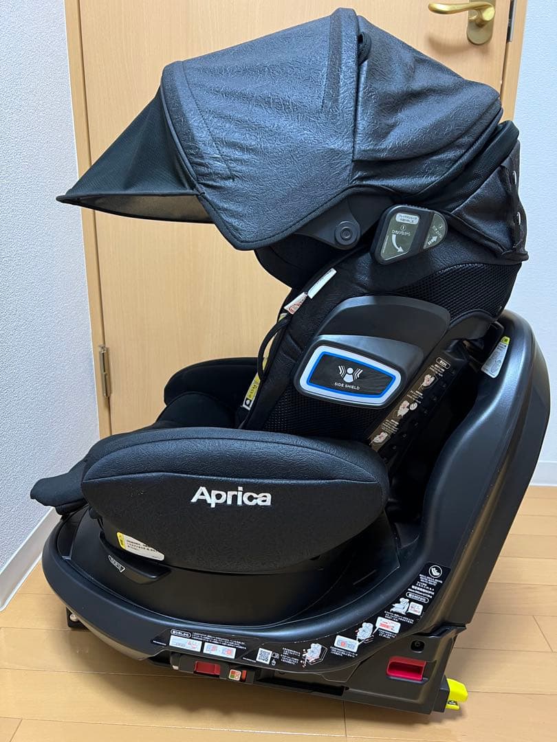 Aprica フラウディアグロウ　チャイルドシート/プレミアム