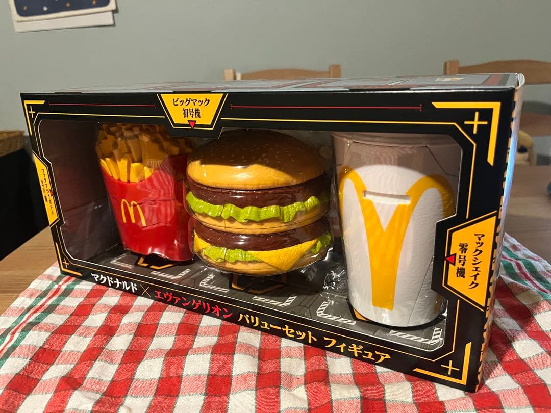 バリューセットフィギュア　エヴァンゲリオン　マクドナルドコラボ
