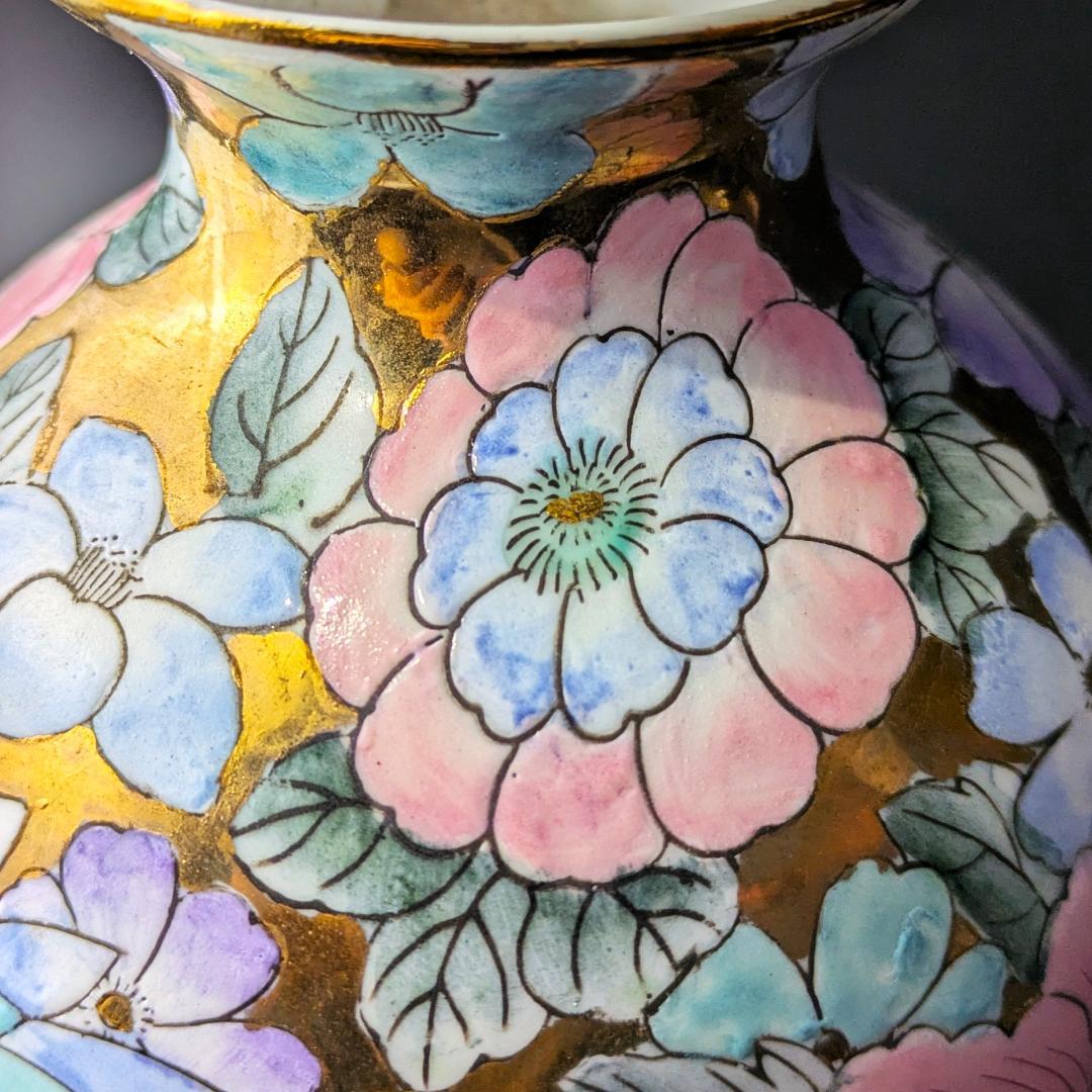 豪華金彩に淡い色彩の牡丹桔梗】 花瓶＆飾皿セット 金彩手彩