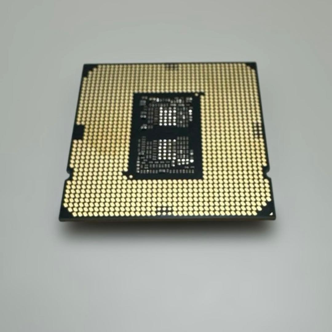 美品　Intel Core i7-10700 CPU 2.90GHz
