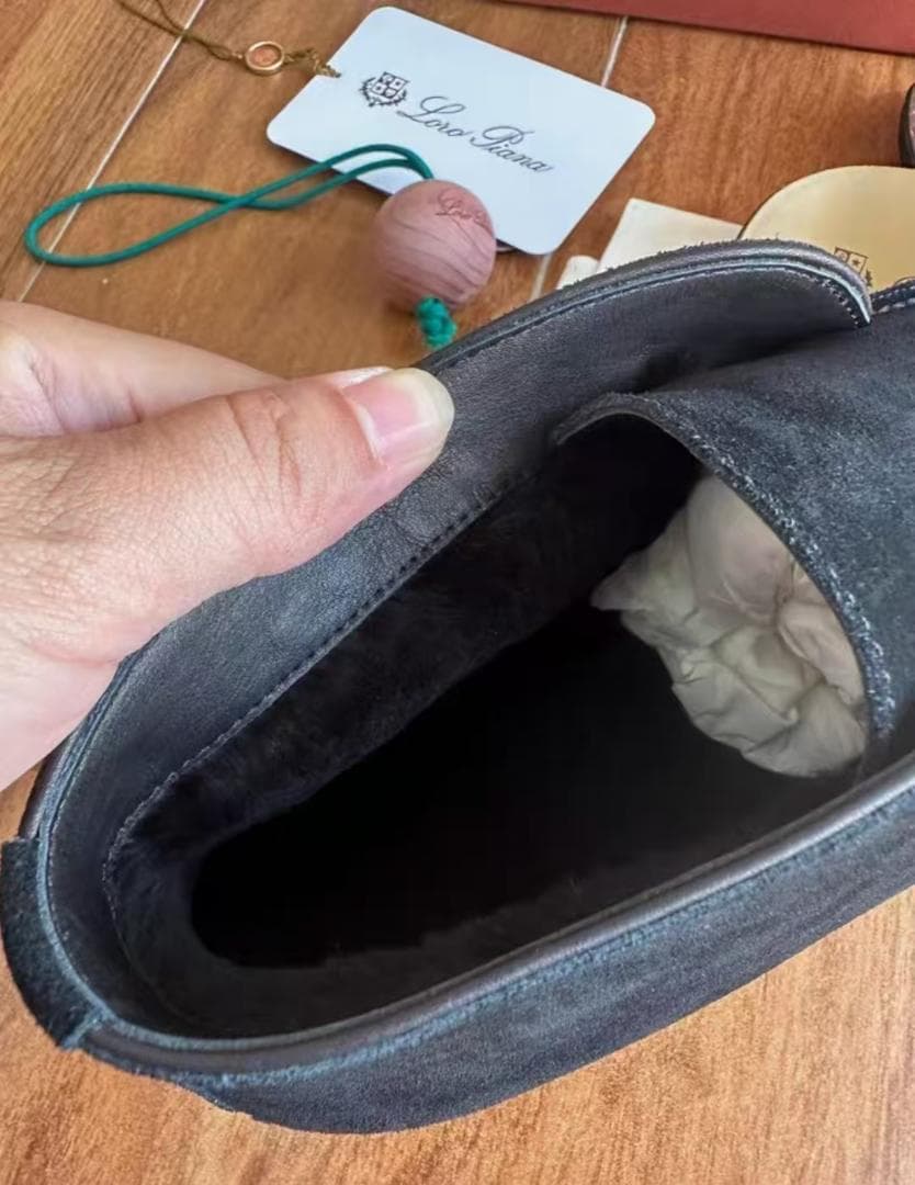 Loro piana ブラックスエードモカシン 41