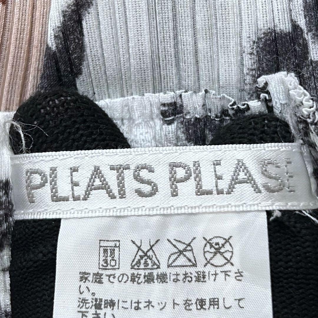 美品 PLEATS PLEASE プリーツプリーズ 総柄 スカート