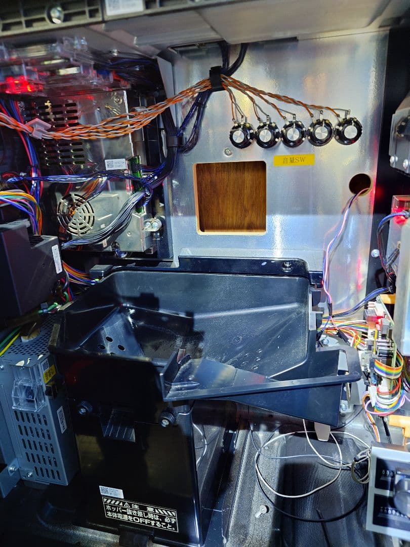 スロット】まどマギ叛逆の物語 実機 ボリュームコイン不要 ジャンク