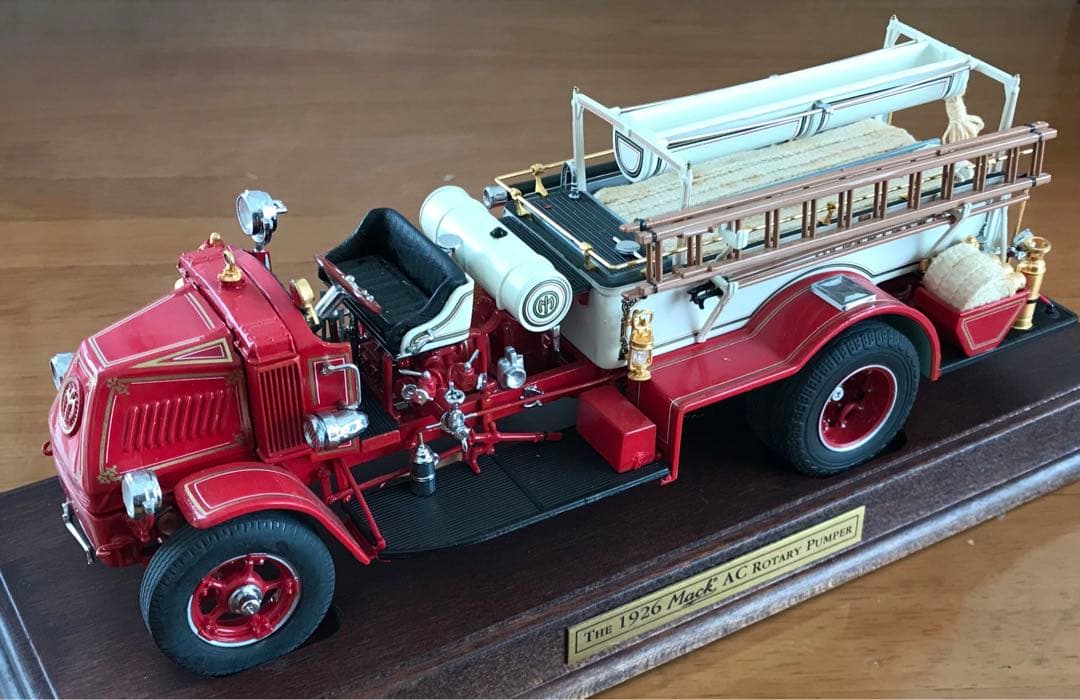 消防　Mac ポンプ車　ダンバリーミント社製