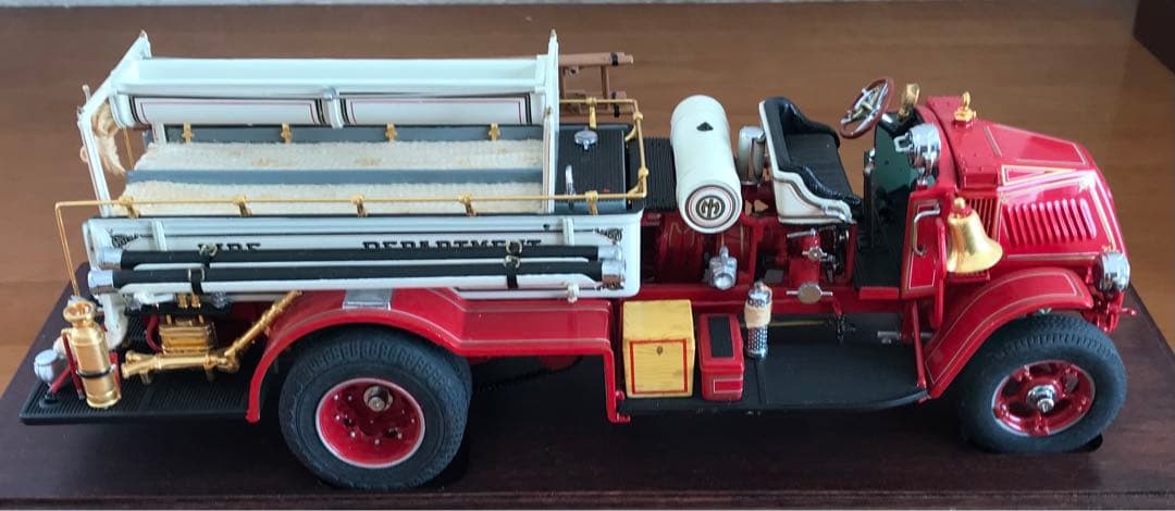 消防　Mac ポンプ車　ダンバリーミント社製