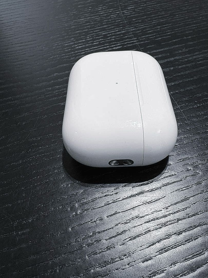 美品】AirPods pro 第二世代 右耳 USB-C MTJV3J/A 美品 AirPods