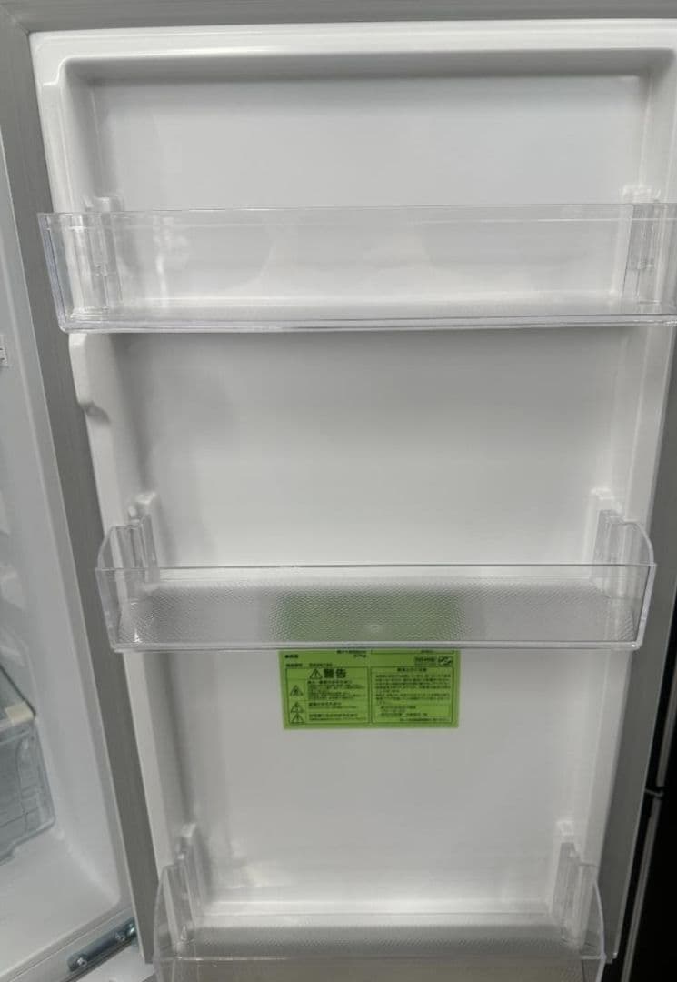 【12/22まで】2024年製美品 COMFEE スリム型 幅47cm 174L