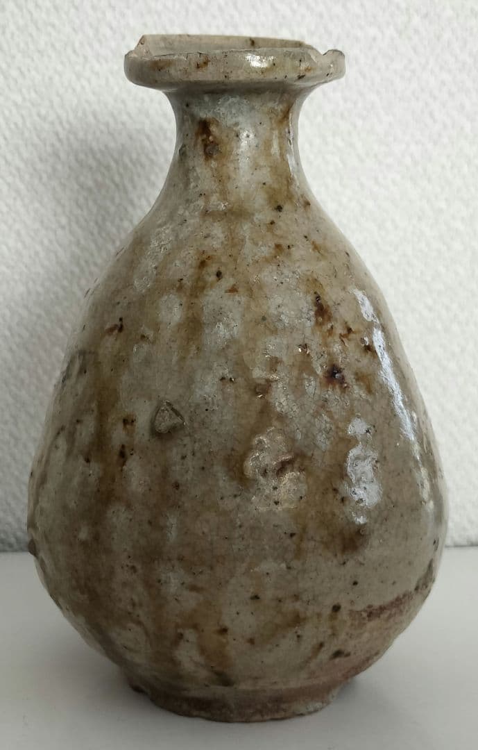 古唐津　徳利 岡本作礼 作 絵唐津徳利 – ギャラリー一番館オンラインショップ