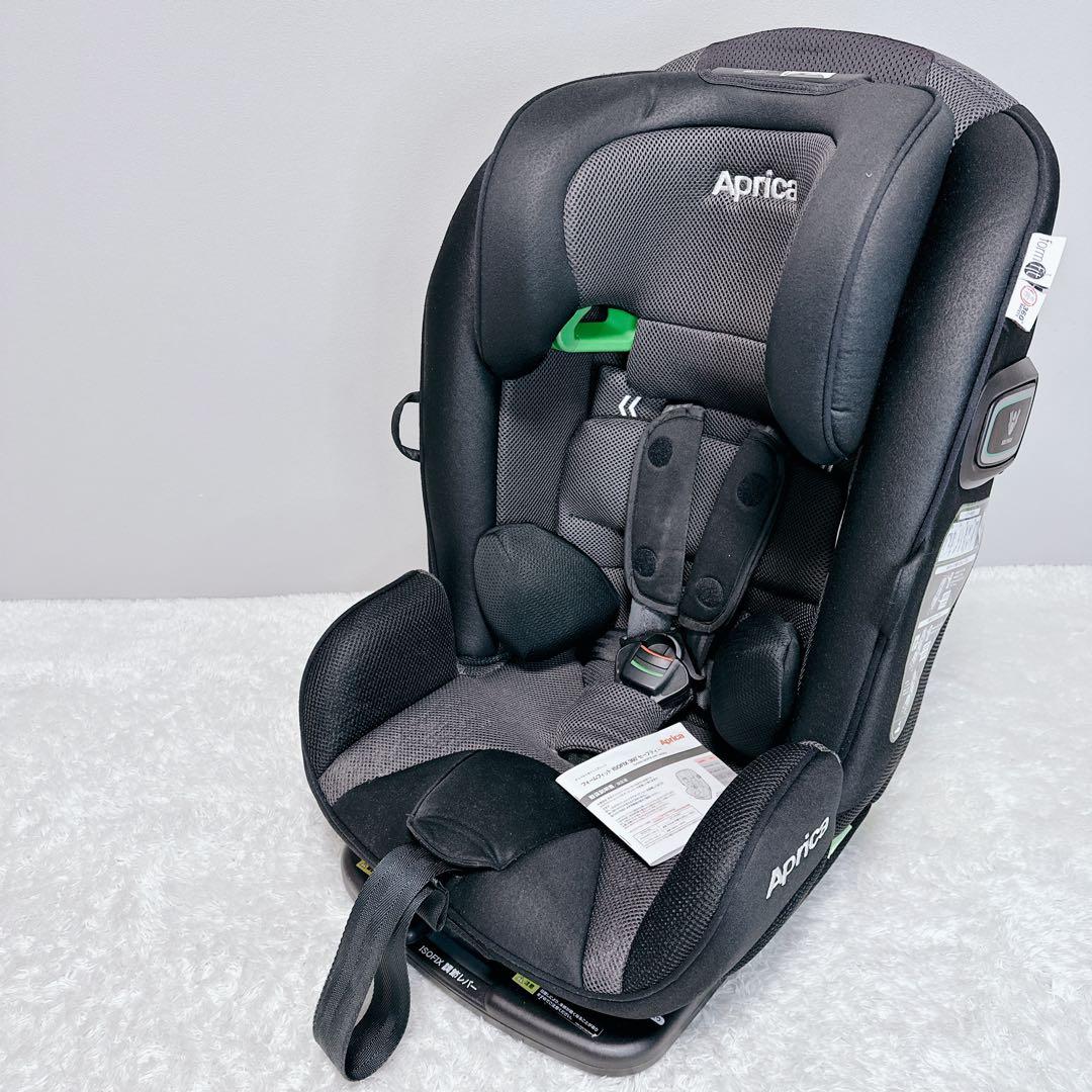 Aprica　アップリカ　フォームフィット　360°　セーフティ　ISOFIX