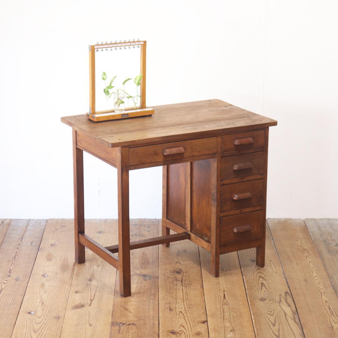 レトロ 片袖デスク 机 書斎 作業台 引き出し 抽斗 5杯 木製 古道具 レトロ 片袖デスク 机 書斎 作業台 引き出し 抽斗 5杯 木製 古道具