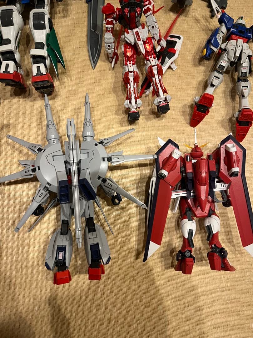 ガンプラジャンクまとめ売り17体 - メルカリ