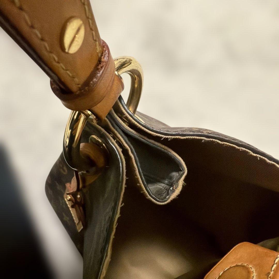 Louis Vuitton モノグラムショルダーバッグ