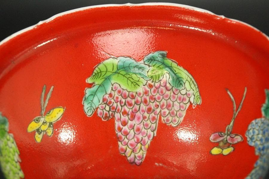 中国美術 珊瑚釉 花蝶紋 瑠璃 遊台 φ15cm 乾隆年製(LC256)