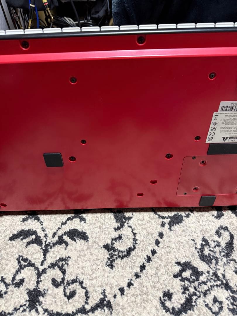 アカイAKAI MPC Key61 シンセサイザー 内蔵SSD換装済