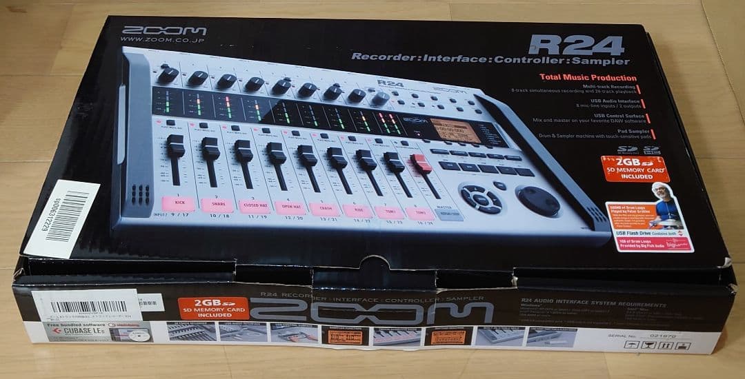 ZOOM ( ズーム ) / R24　マルチトラックレコーダー